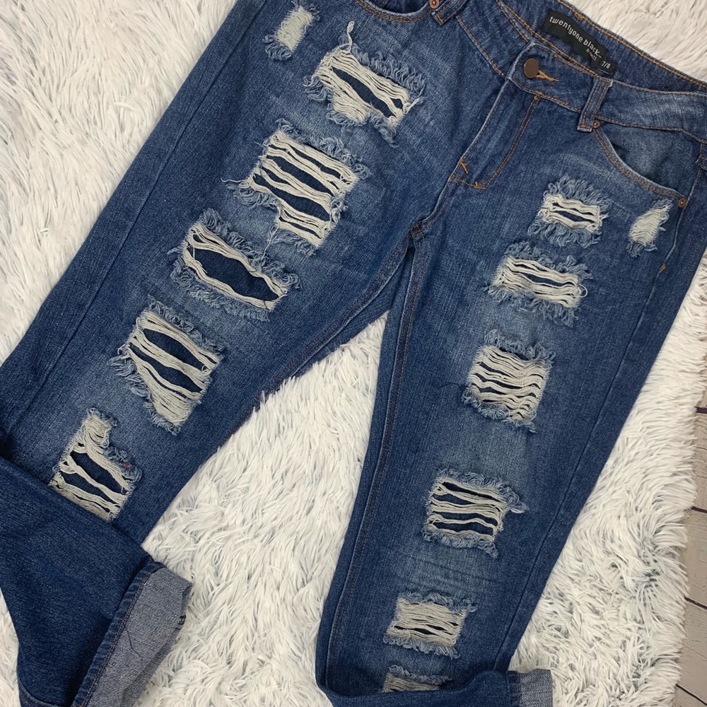 Twenty one black ankle distressed jeans